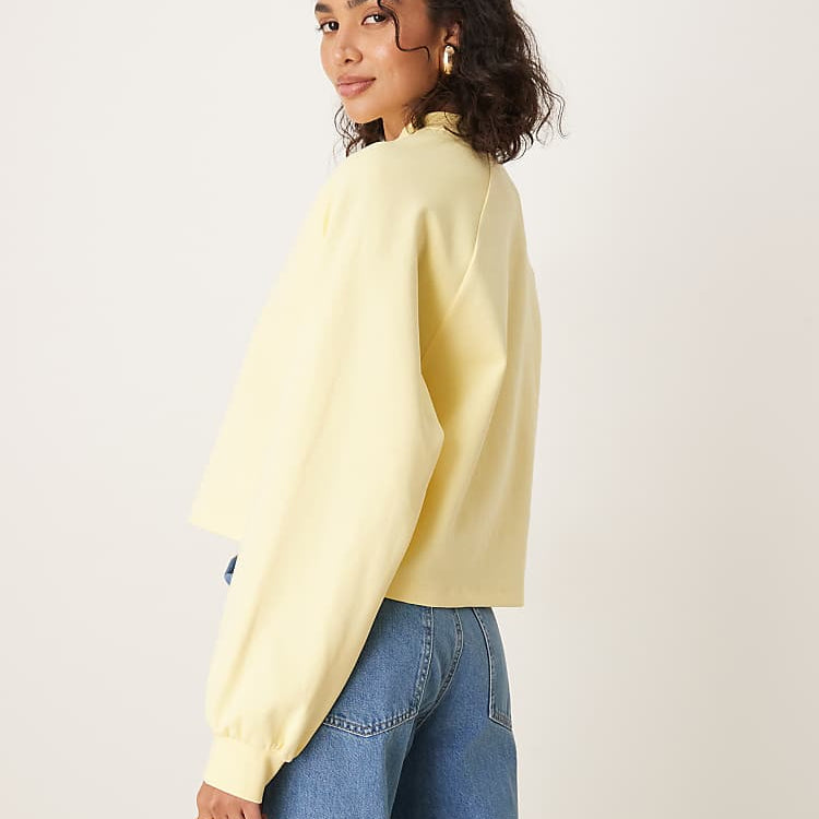 https://images.asos-media.com/products/asos-design-interlock-cardigan-in-buttermilk/208729820-3?$n_750w$&wid=750&fit=constrain