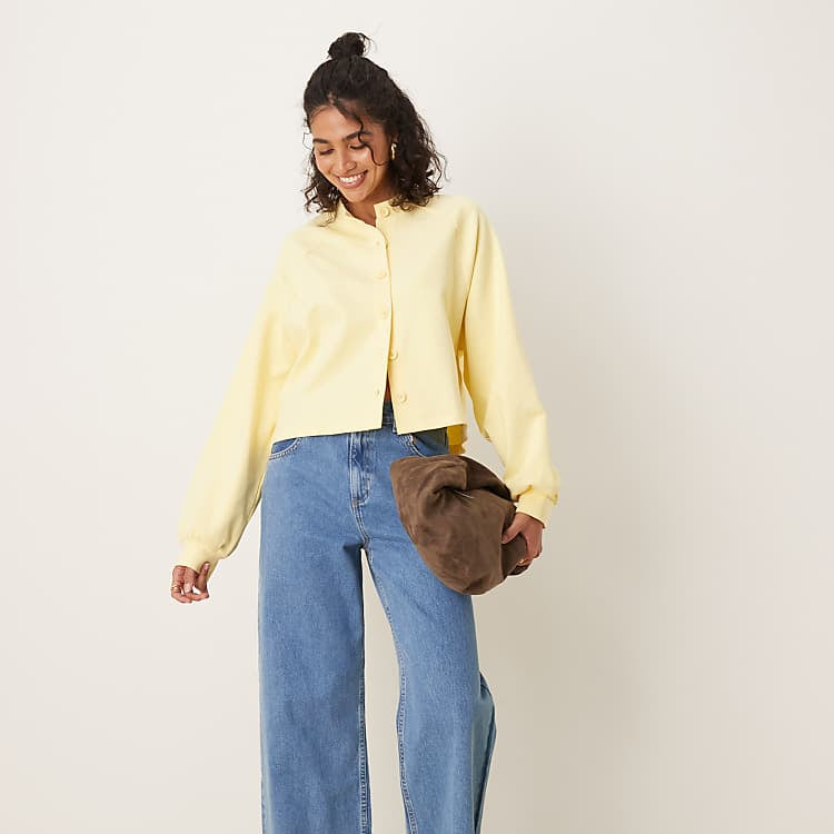https://images.asos-media.com/products/asos-design-interlock-cardigan-in-buttermilk/208729820-4?$n_750w$&wid=750&fit=constrain