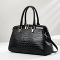 Sac à main en cuir verni façon croco
