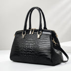 Sac à main en cuir verni façon croco
